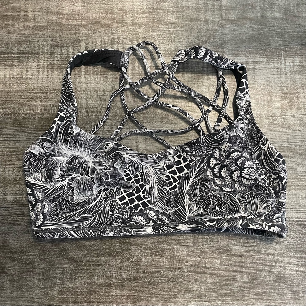 Lululemon Free To Be Wild Sports Bra